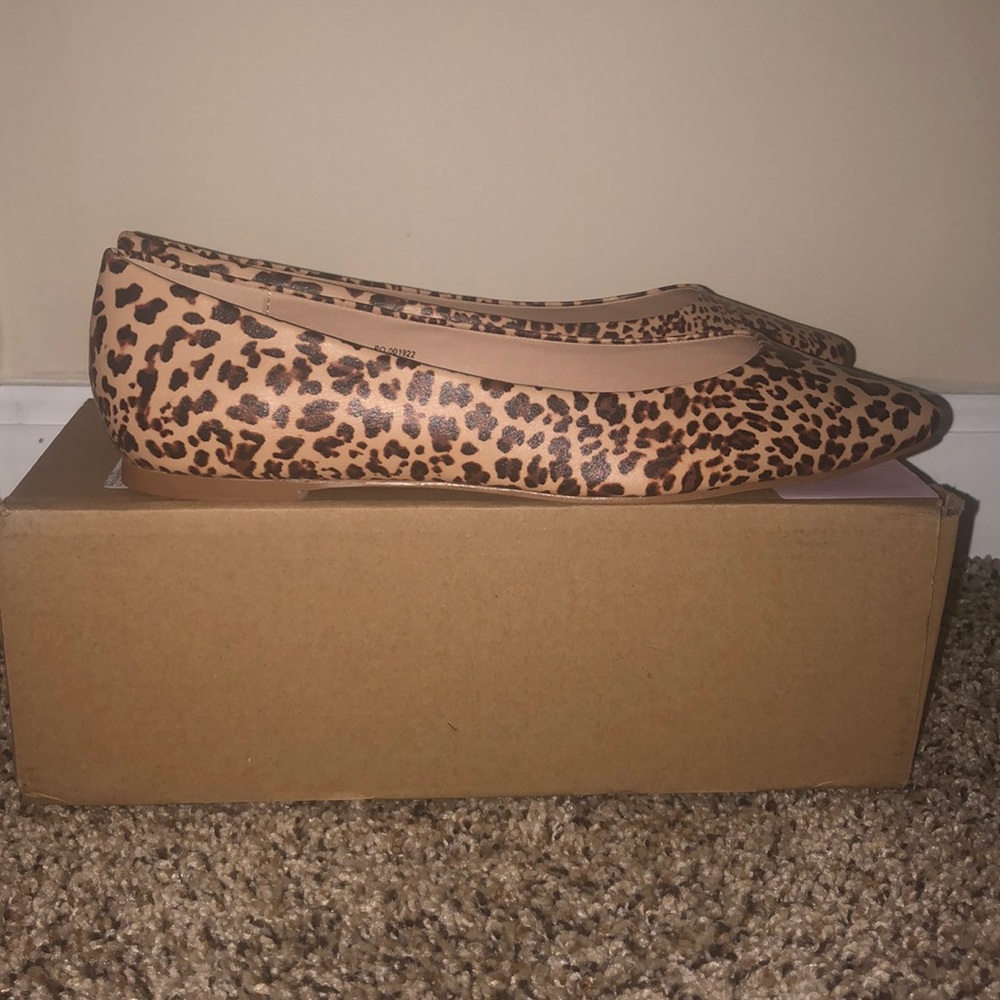 Women’s Flats